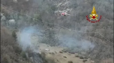 Pietralunga, incendio boschivo in zona impervia: lungo e delicato intervento dei Vigili del Fuoco