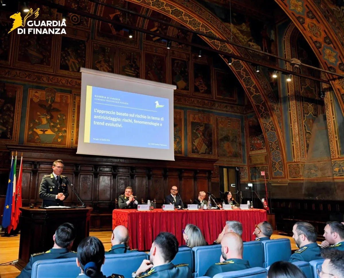 Perugia, notai e finanzieri in trincea contro i soldi sporchi: “Nuove alleanze per fermare il riciclaggio”