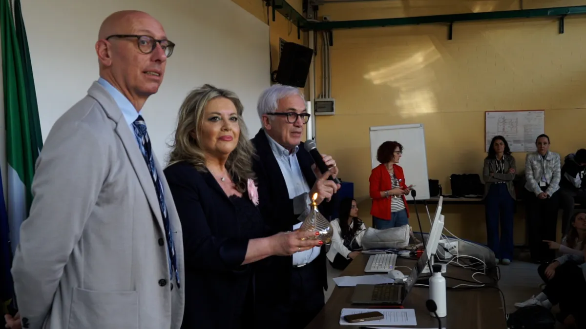 Marcia PerugiAssisi, all’Itts Volta il primo laboratorio del Cantiere per la pace: 200 studenti in cammino verso Assisi
