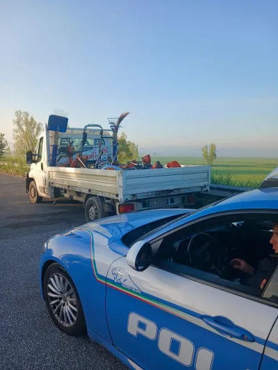 Terni, rubano un furgone ma ha il Gps installato. Intercettato verso Roma, i ladri si danno alla fuga