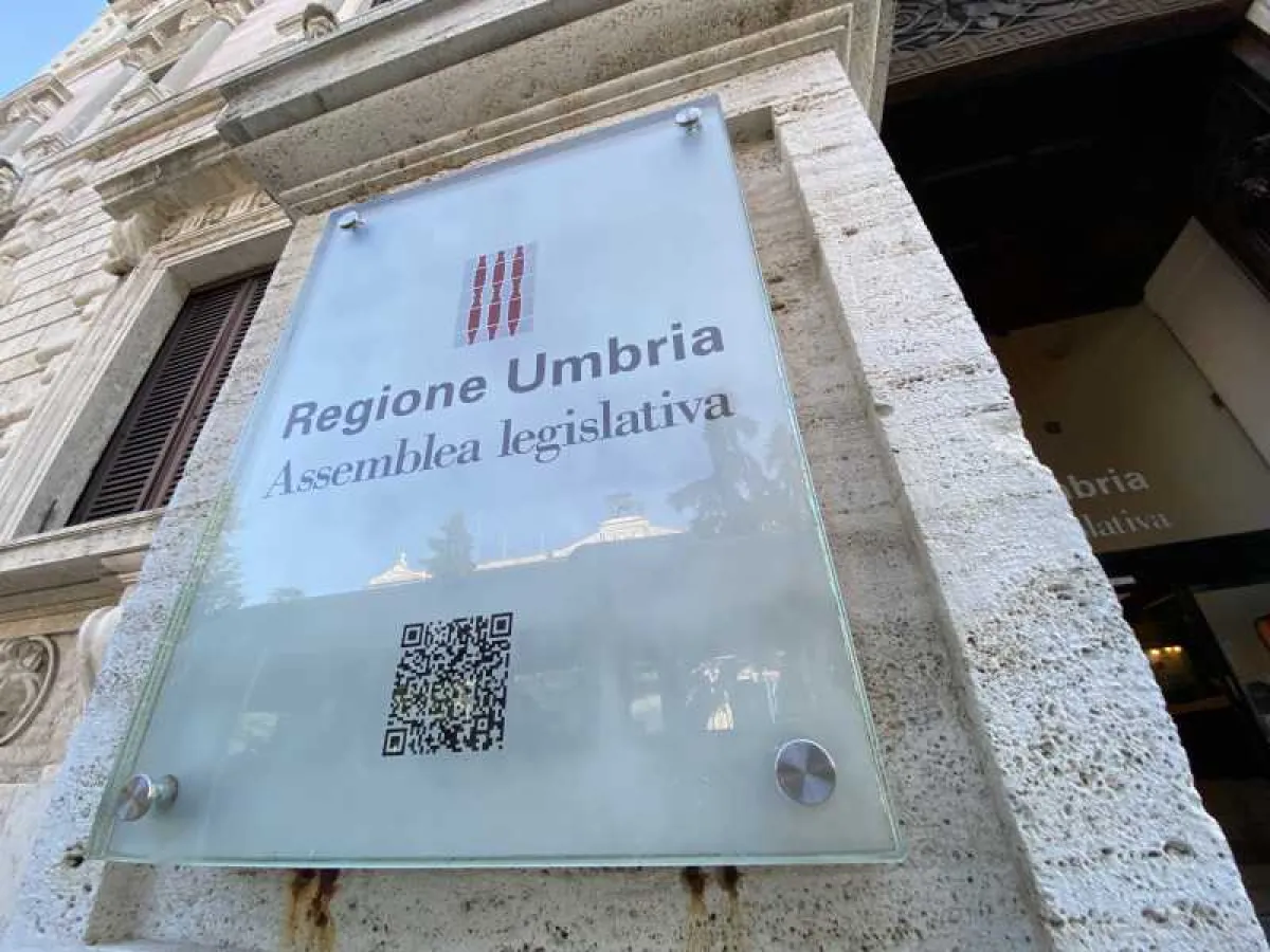 Malattie rare, la Regione Umbria approva il riassetto della rete: potenziati diagnosi, genetica medica e percorsi assistenziali