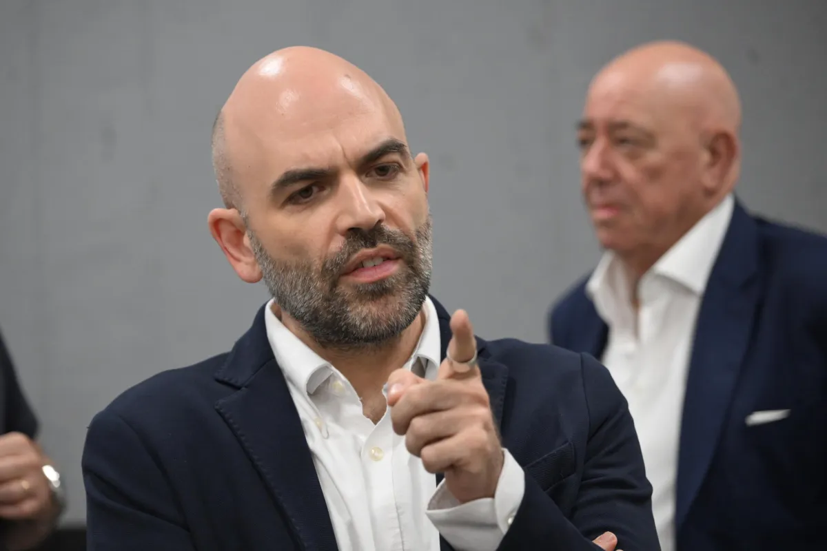 Perugia, Saviano ripercorre i 20 anni di Gomorra al Festival del Giornalismo: “La verità esiste e, condivisa, non si può fermare”