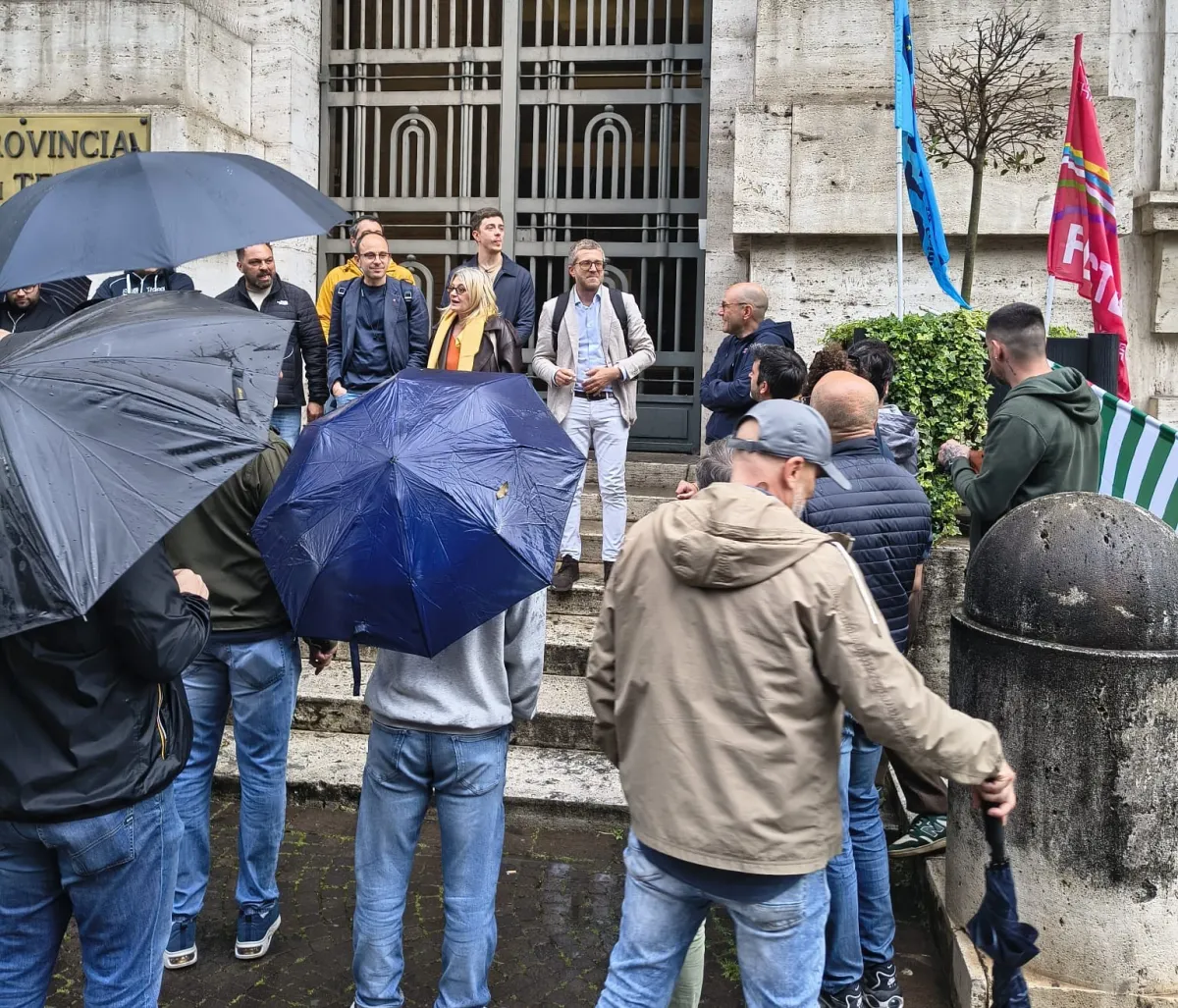  Sangraf, stipendi fantasma e cassa integrazione al capolinea: Bandecchi convoca i lavoratori e chiama il ministro Urso