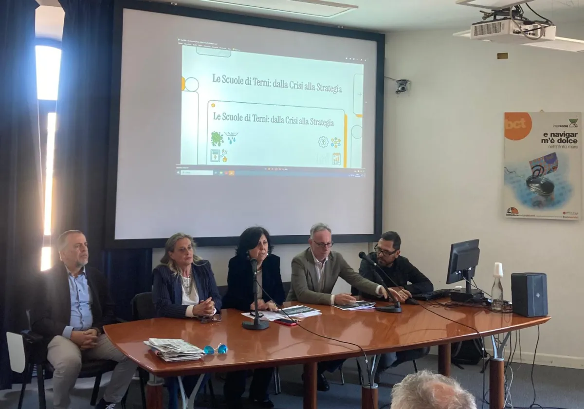 Terni, la rivoluzione del Piano Scuole. Come funziona la nuova strategia del Comune per le manutenzioni