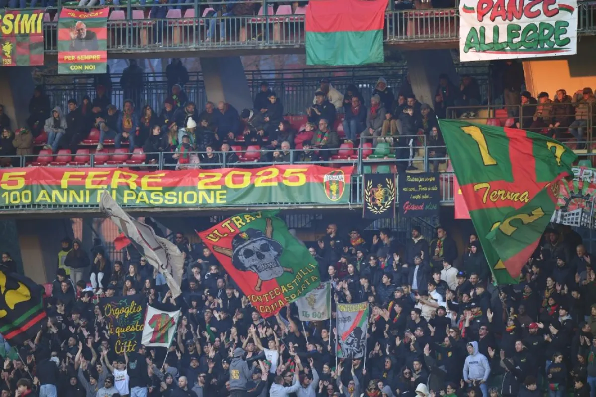 Ternana, nasce il progetto di azionariato popolare: tifosi e territorio uniti per il futuro delle Fere
