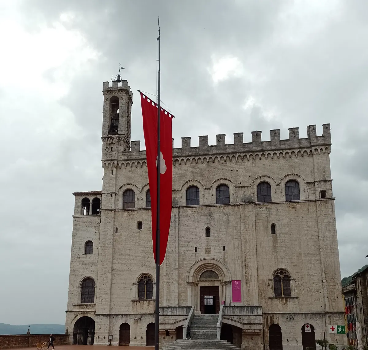 Gubbio, restauro del Palazzo dei Consoli: pronto il progetto da 1,5 milioni tra facciata e nuova illuminazione