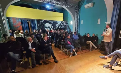 Umbria, piano rifiuti. De Luca a Magione: "Chiudere definitivamente la stagione degli inceneritori"