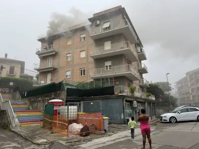  Perugia, incendio in un appartamento a Case Bruciate: famiglia in fuga dalle fiamme all’alba