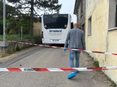 Stroncone, donna aggredita a martellate sul bus. Ricerche a tappeto, in campo anche i reparti specializzati dell'Arma 