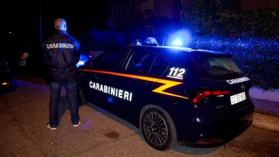 Gubbio, furto nella notte al centro commerciale: colpita una tabaccheria e un negozio di cellulari