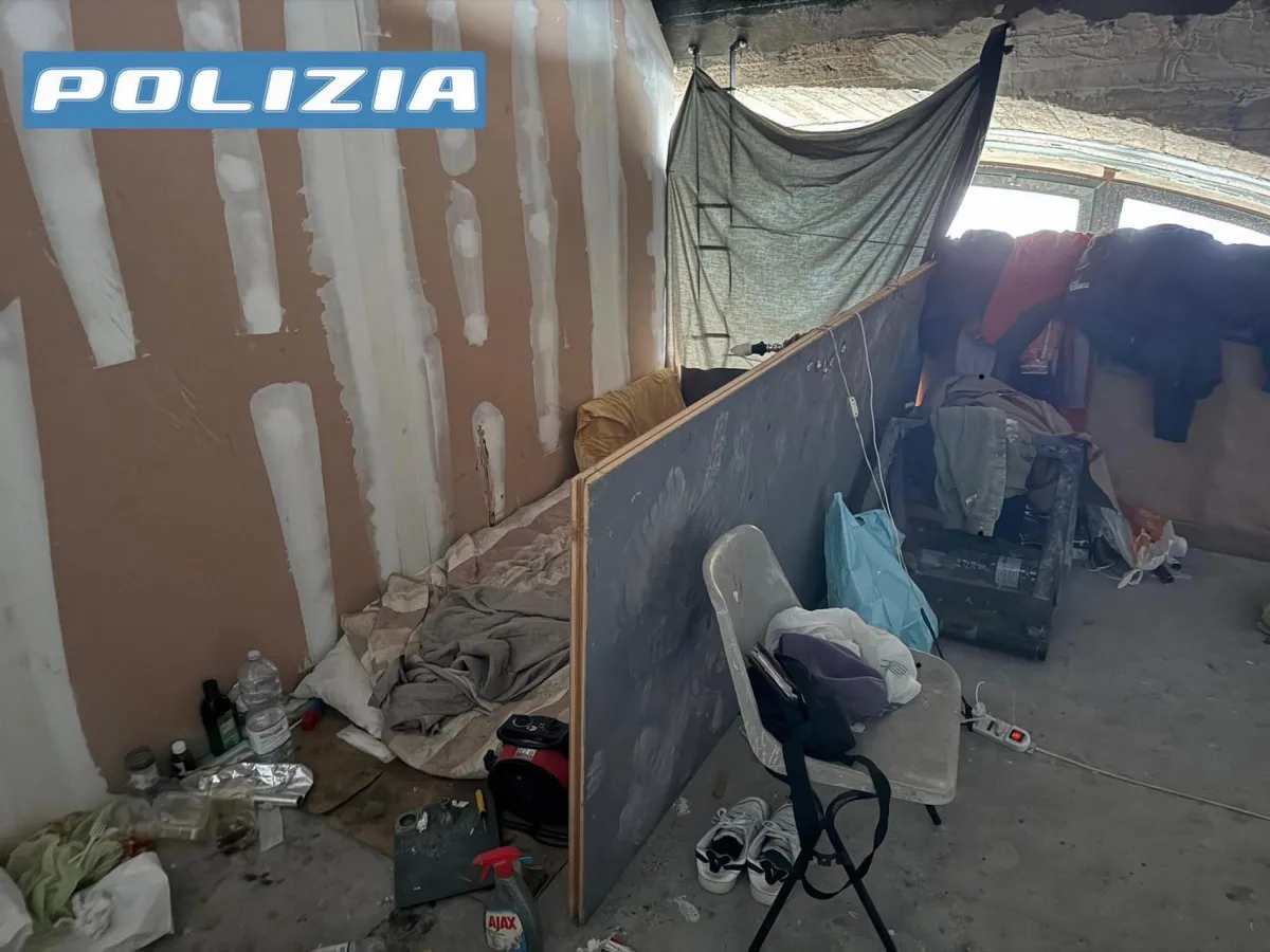 Assisi, occupa abusivamente un locale e ruba l'elettricità. Denunciato un 51enne