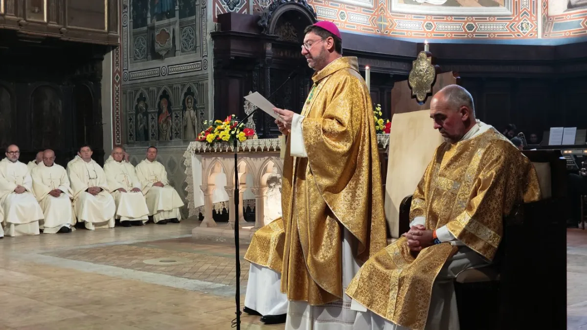 Sant’Ubaldo, il vescovo della mitezza venerato anche nel Nord Europa: l’omelia di Luciano Paolucci Bedini dopo la Festa dei Ceri