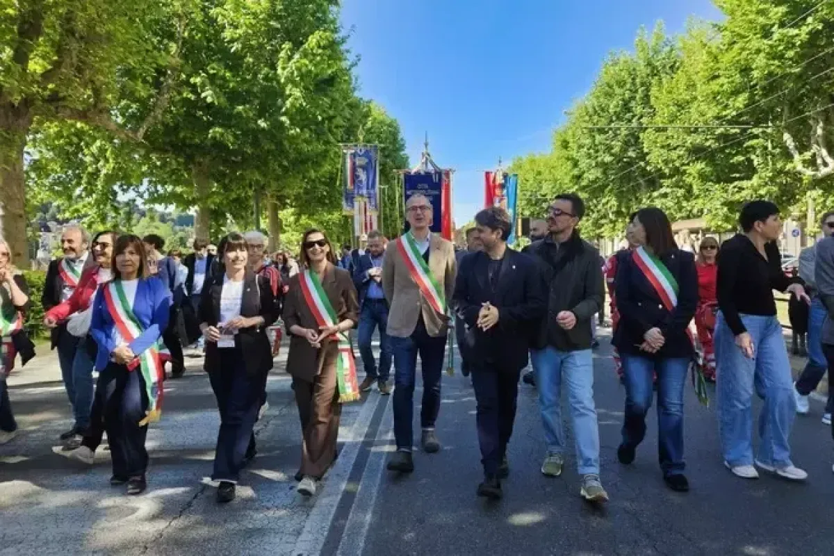 Salone del Libro di Torino, l’Umbria porta la Marcia della Pace: “Alle armi contrapponiamo le arti”