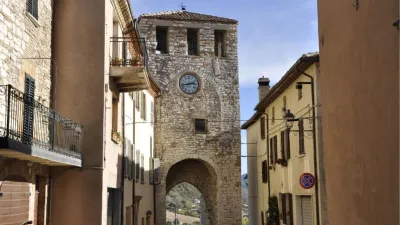 Costacciaro, il sottosegretario Prisco in visita per il finanziamento da un milione di euro alla viabilità comunale