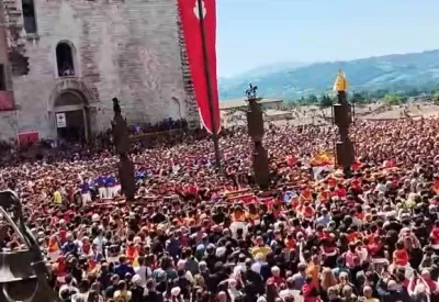 Gubbio, Festa dei Ceri Mezzani 2026, nove interventi sanitari gestiti sul posto: sicurezza ed efficienza durante la mattinata
