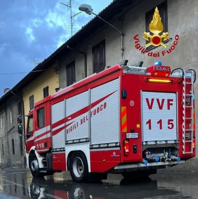 Incendio in appartamento a Foligno, casa dichiarata inagibile dopo il rogo in cucina