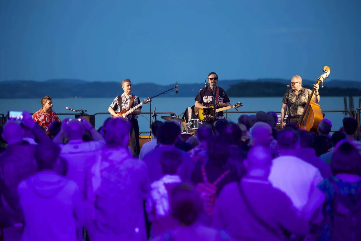 Tuoro sul Trasimeno si prepara a Vintage Lake 2026: quattro giorni di musica, ballo e mercatino vintage