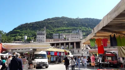 Mercato di Gubbio, verso il ritorno in Piazza Quaranta Martiri: avviate le procedure per il rientro nella sede storica