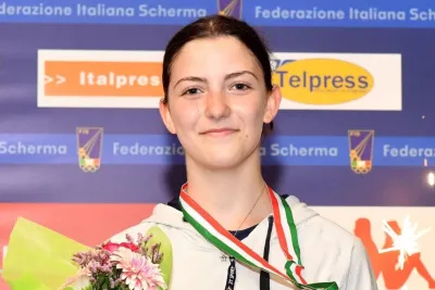 Scherma, Sofia Quirini sul tetto d'Italia: è campionessa di spada Cadette