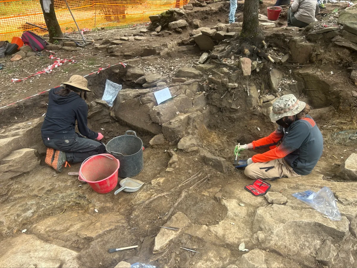Necropoli medievale e sepolture intatte sul monte Petrarvella: la scoperta che potrebbe riscrivere la storia di Panicale