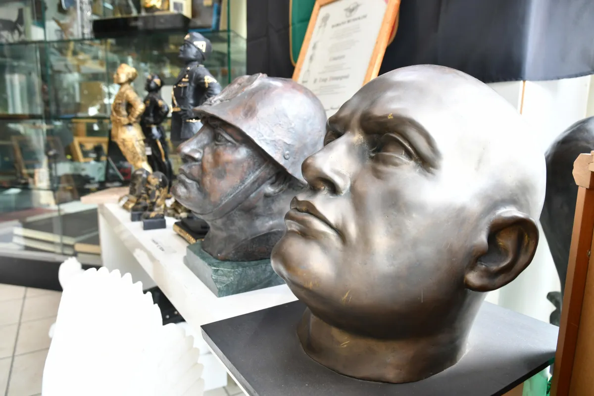 Assisi, si riapre il dibattito sulla cittadinanza onoraria a Mussolini: il Circolo Primomaggio ne chiede la revoca
