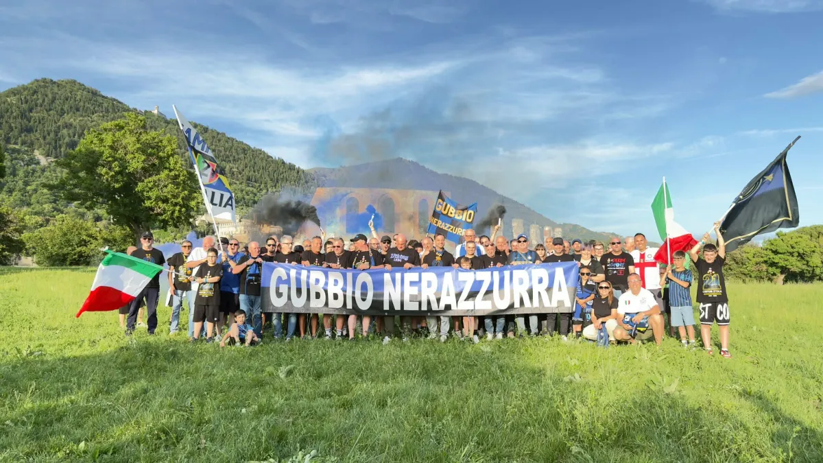 Inter Club Gubbio Nerazzurra, un solo coro e una festa immensa per festeggiare il double dei campioni