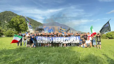 Inter Club Gubbio Nerazzurra, un solo coro e una festa immensa per festeggiare il double dei campioni