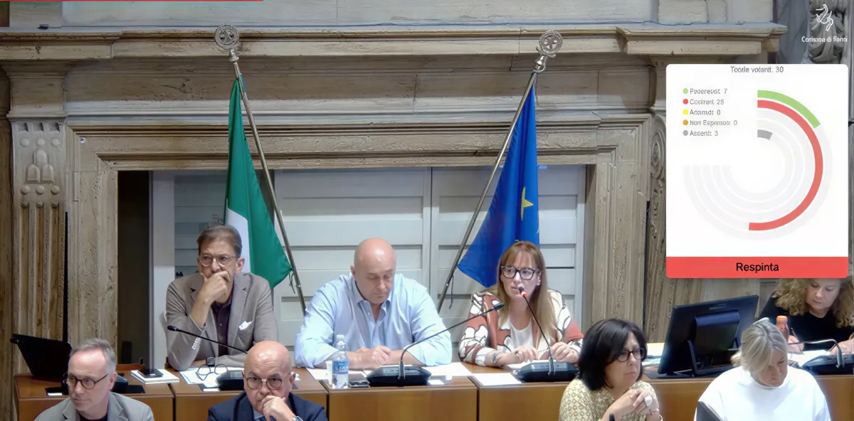 Sanità a Terni, è tutti contro tutti sulla fiaccolata del centrodestra: il Consiglio Comunale niente fronte comune
