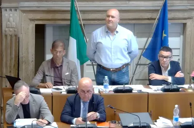 Cantiere Comune Terni: ritirata la relazione della Commissione Garanzia sulle asfaltature dopo il niet del sindaco Bandecchi