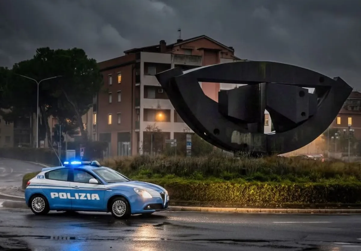 Terni, aggressioni e scippi a donne anziane in centro: la Polizia ferma un 28enne