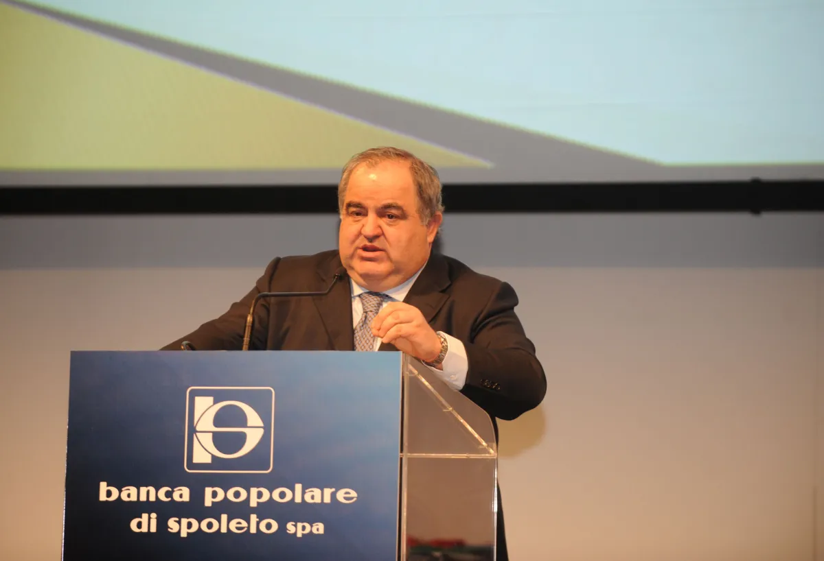 È morto Giovannino Antonini, storico presidente della Banca Popolare di Spoleto e di Spoleto Credito e Servizi: aveva 73 anni