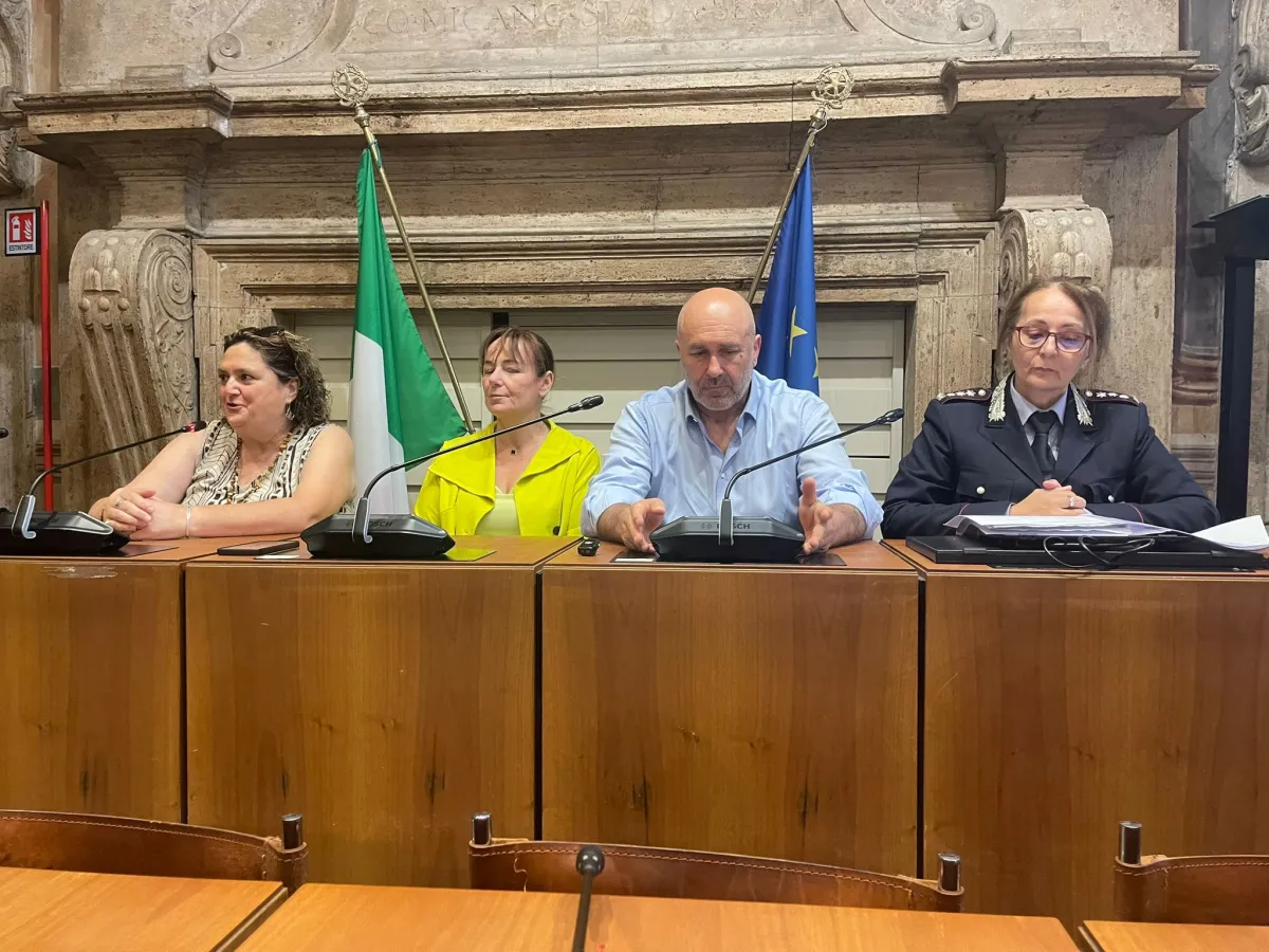 Contrasto alla violenza di genere. A Terni con 'Progetto Mimosa' nasce lo sportello dedicato della Polizia Locale
