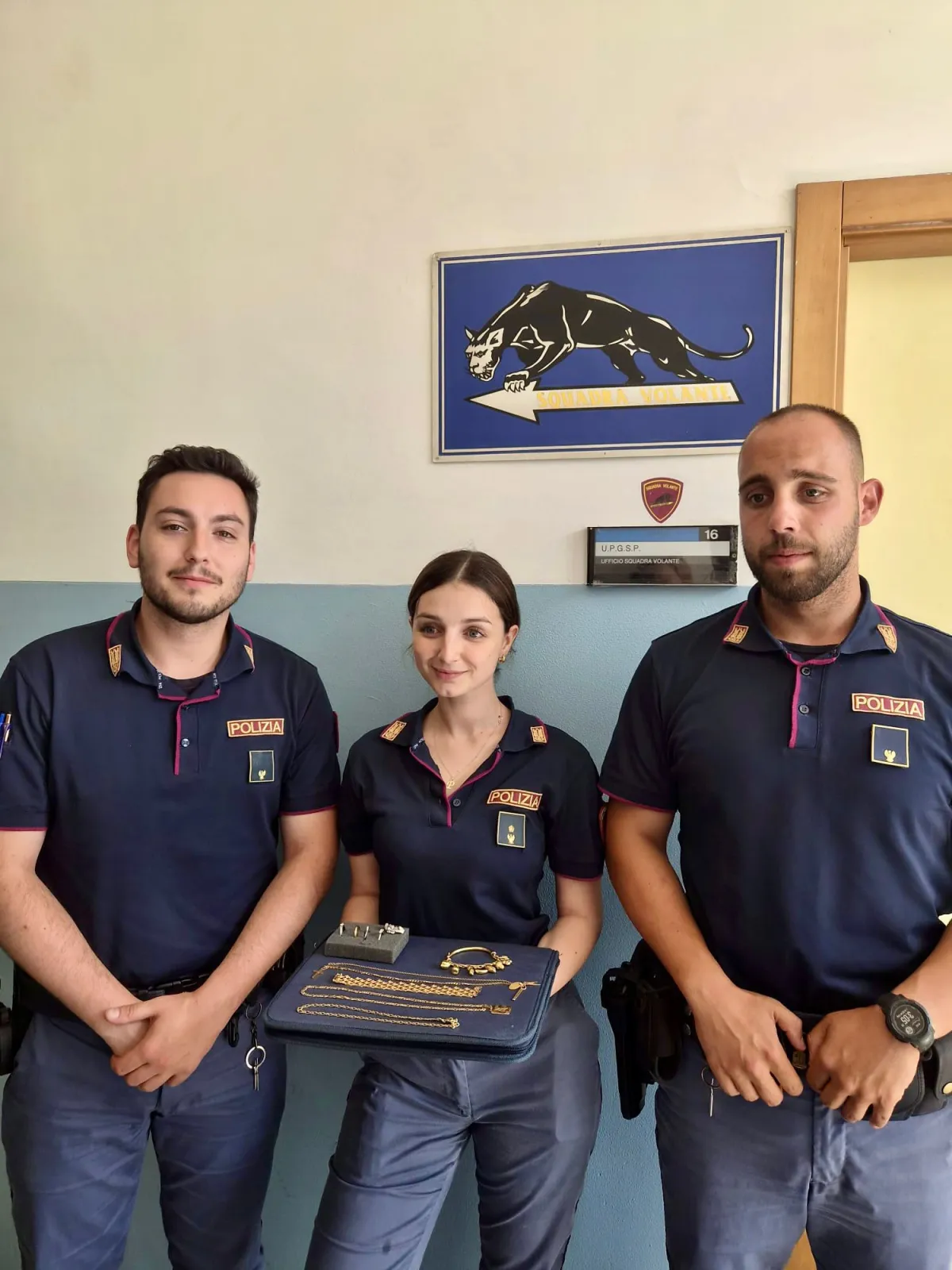 Perugia, si fingono finanzieri e truffano una coppia. Arrestati i due complici