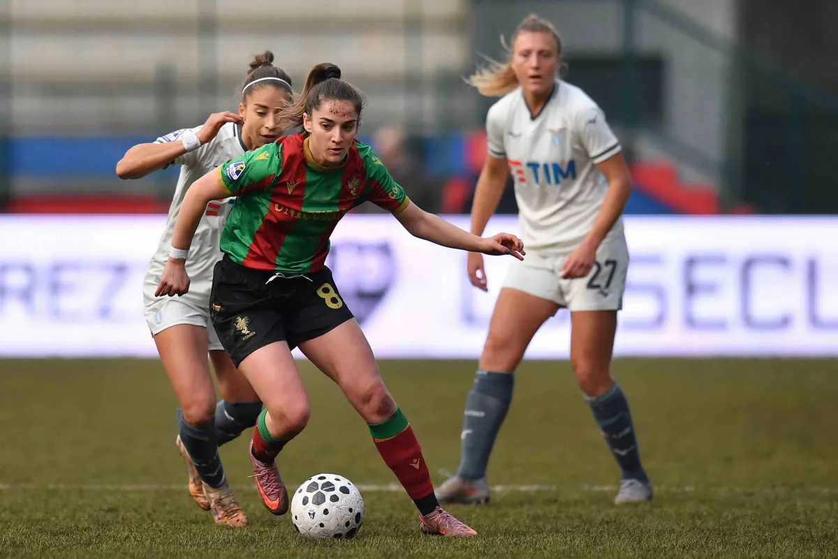 Ternana Women, esercitato il diritto di opzione per Pastrenge: la centrocampista resta in rossoverde