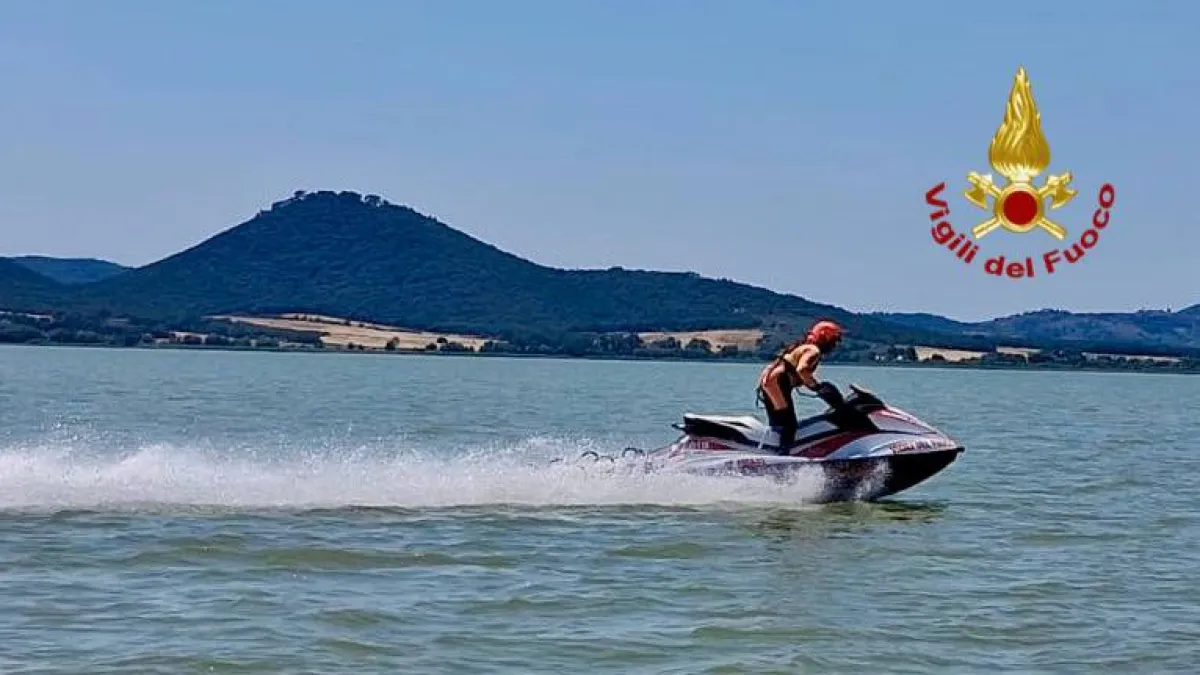 Lago Trasimeno, operativo il nuovo presidio acquatico dei Vigili del Fuoco: più sicurezza per bagnanti e diportisti durante l'estate
