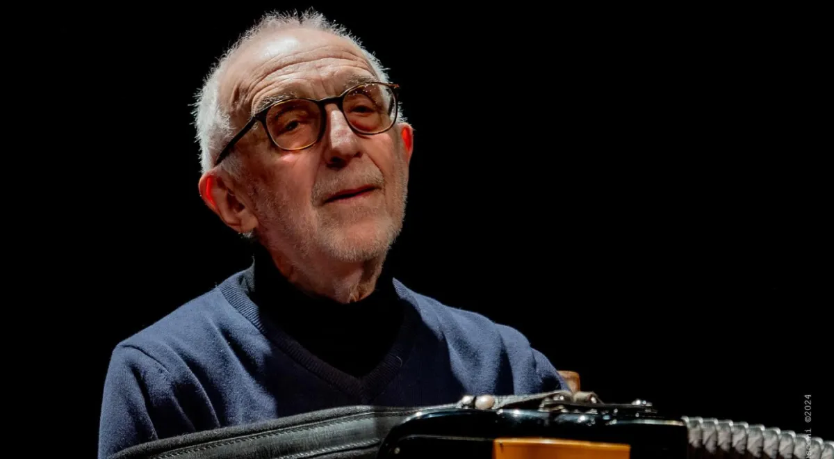 Umbria Jazz, Gianni Coscia premiato Ambasciatore dell’Umbria nel Mondo: consegnato a Perugia il riconoscimento di Fondazione Perugia