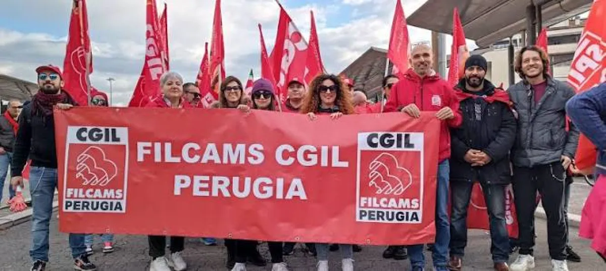 Filcams Cgil apre lo stato di agitazione per Urbe Vigilanza: stop agli straordinari negli appalti Rai e Agenzia delle Entrate di Perugia