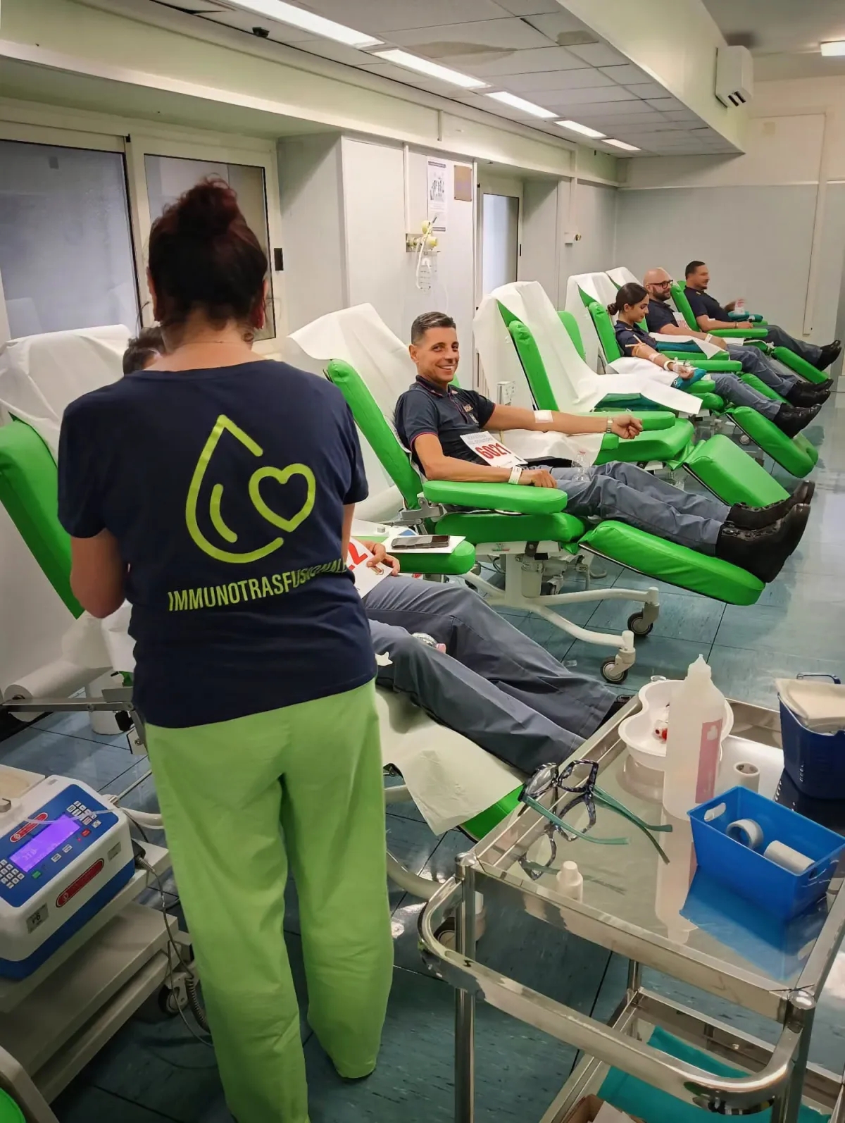 Terni, più di cento allievi della Polizia di Stato donano il sangue all'ospedale Santa Maria