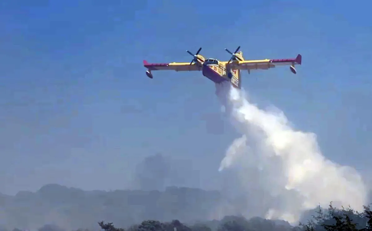 Incendio sul Monte Cucco, fiamme nella zona di Val di Ranco: richiesto l'intervento di un Canadair