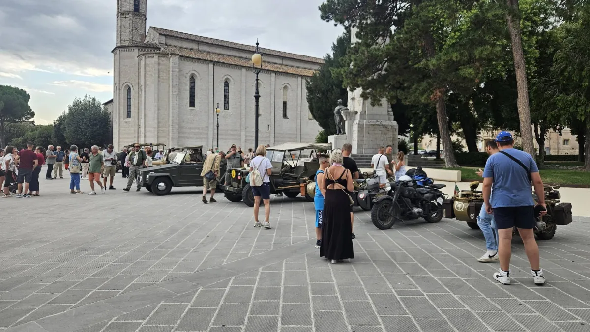 Cortona Storica 2026, Gubbio accoglie la carovana dei mezzi militari della Seconda Guerra Mondiale